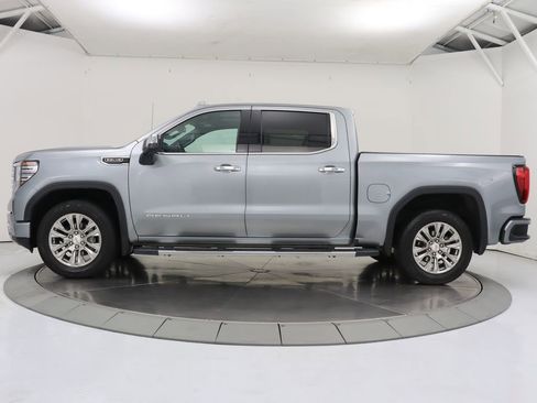 Used 2023 GMC Sierra 1500 Denali AWD/4WD image 2