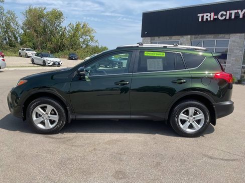 Used 2013 Toyota RAV4 XLE FWD image 3