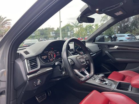 Used 2020 Audi SQ5 Premium Plus w/ Premium Plus Package image 31