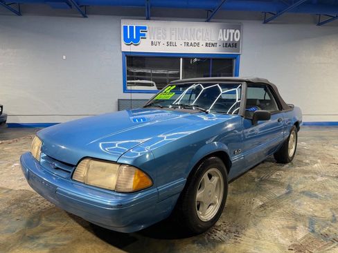 Used 1992 Ford Mustang LX RWD image 7