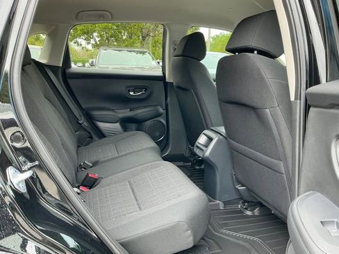 New 2026 Honda HR-V LX image 10