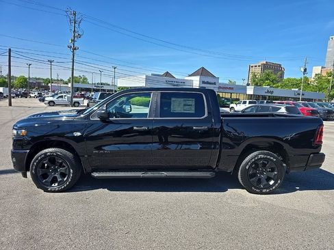 New 2026 RAM 1500 Express AWD/4WD image 6