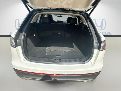 Used 2023 Lincoln Nautilus AWD w/ Premium Package image 26