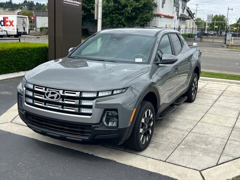 Certified 2025 Hyundai Santa Cruz SE AWD/4WD image 3