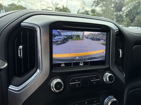 Used 2021 GMC Sierra 1500 Elevation w/ Preferred Package image 47