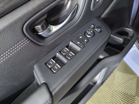 New 2026 Honda Pilot Touring image 11