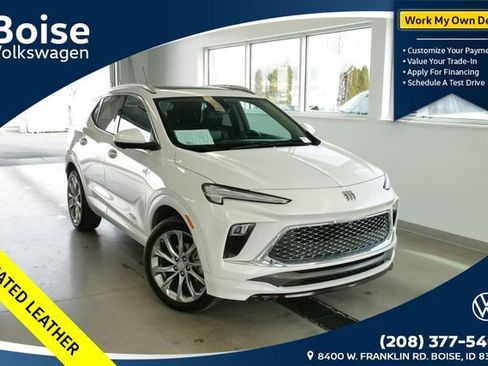 Used 2025 Buick Encore GX Avenir w/ Avenir Technology Package image 1