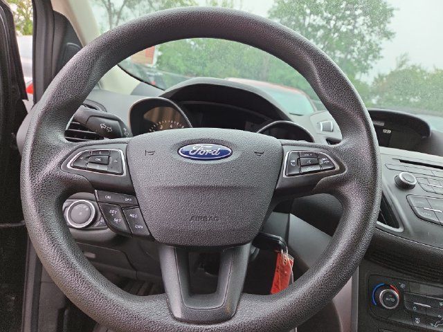 Used 2017 Ford Escape SE FWD image 13