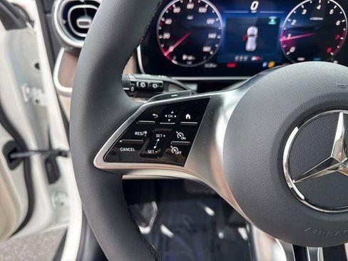 Used 2026 Mercedes-Benz GLC 300 4MATIC image 13