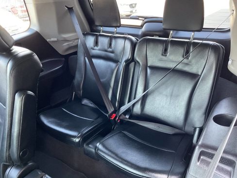 Used 2012 Toyota Highlander SE w/ Tow Pkg AWD/4WD image 39