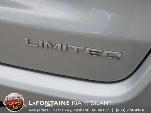 Used 2025 Jeep Compass Limited AWD/4WD image 10