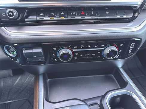 Certified 2023 Chevrolet Silverado 1500 High Country w/ High Country Premium Package image 18