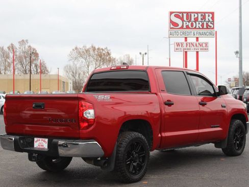 Used 2020 Toyota Tundra SR5 w/ SR5 Leather Package image 4