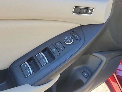 Used 2020 Honda Accord Touring image 19