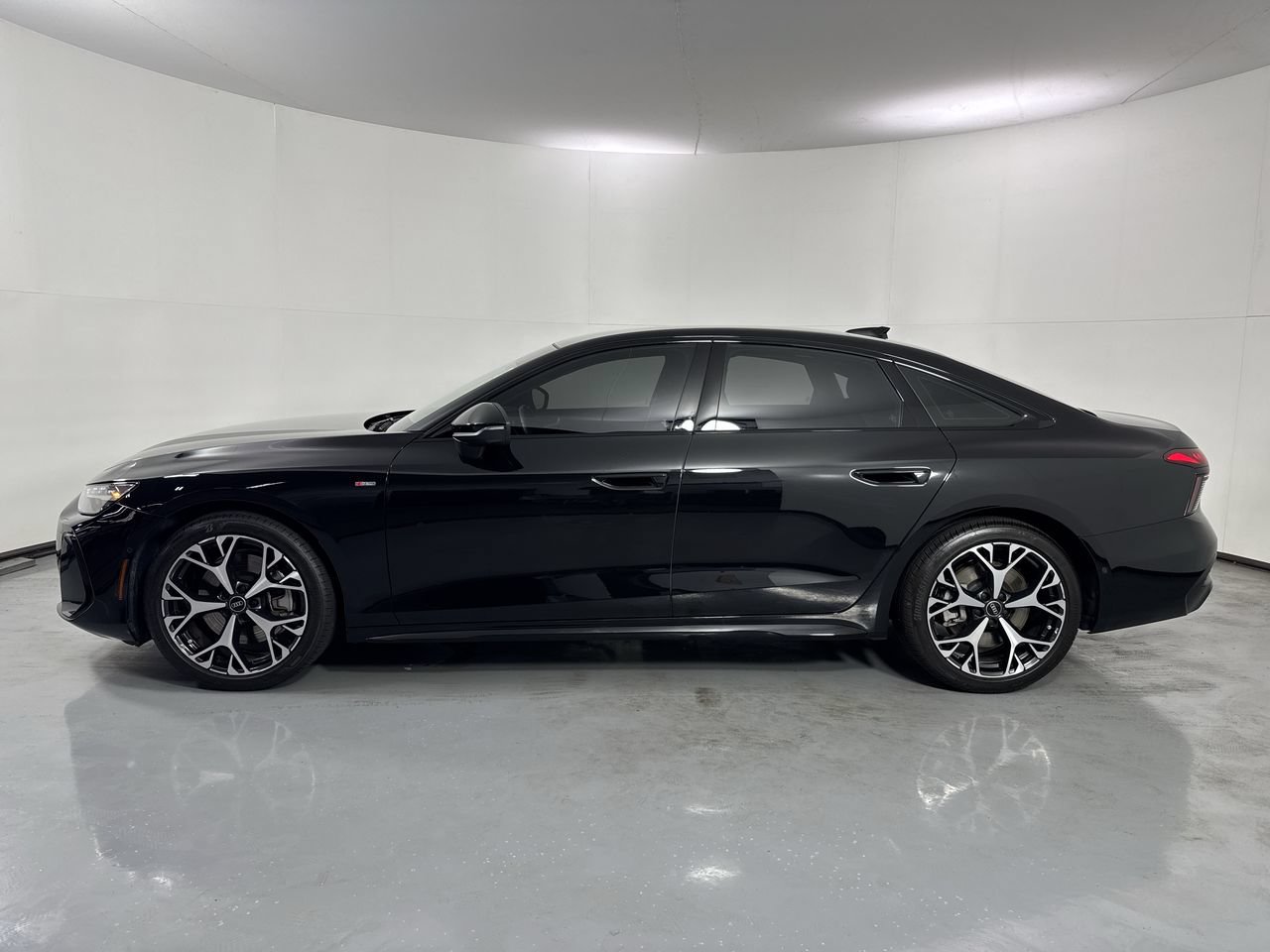 Used 2026 Audi A6 Premium Plus w/ Premium Plus Package AWD/4WD image 30