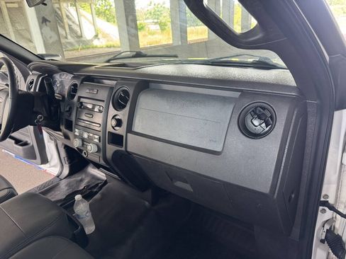 Used 2011 Ford F150 XL w/ Trailer Tow Pkg RWD image 10