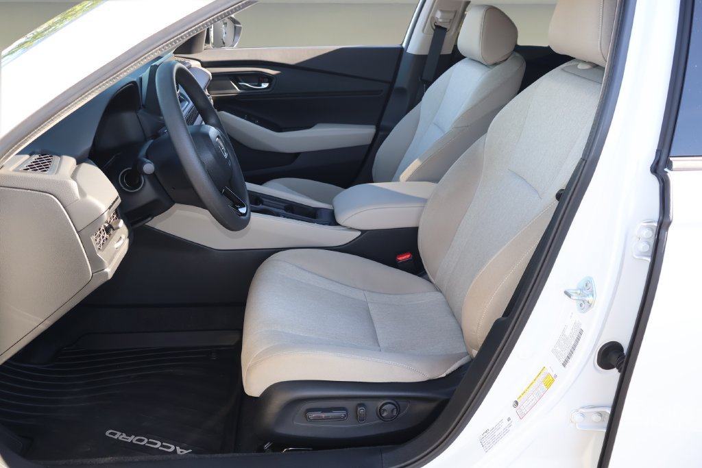 Used 2026 Honda Accord SE image 11