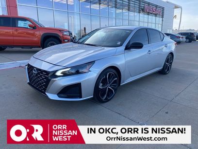 Used 2023 Nissan Altima 2.5 SR