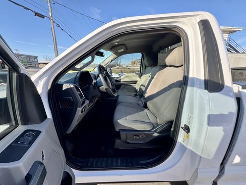 Used 2016 Ford F150 XLT w/ Equipment Group 301A Mid image 15