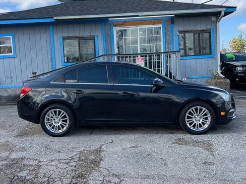 Used 2013 Chevrolet Cruze Eco w/ Enhanced Safety Package image 5