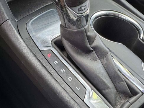Used 2023 Chevrolet Equinox LS FWD image 13