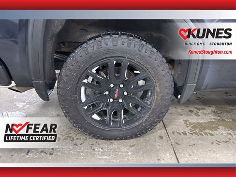 Used 2023 GMC Sierra 1500 Elevation w/ LPO, Elevation Black Package image 14