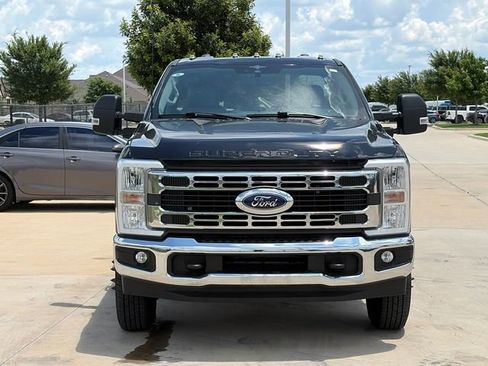 Used 2023 Ford F350 XLT AWD/4WD image 2