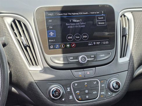 Used 2024 Chevrolet Malibu LT FWD image 13