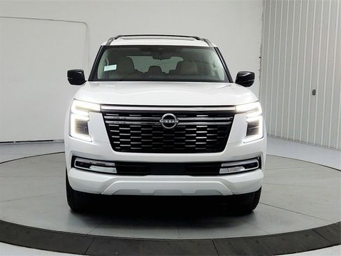 New 2026 Nissan Armada Platinum image 2