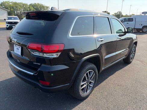 Used 2021 Jeep Grand Cherokee Limited AWD/4WD image 5