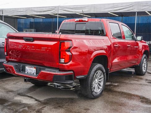 Used 2025 Chevrolet Colorado LT w/ LT Convenience Package image 7