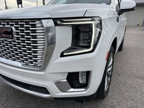 Used 2023 GMC Yukon Denali image 9