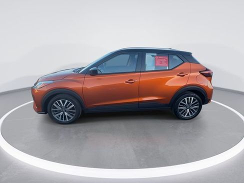 Certified 2024 Nissan Kicks SV image 5