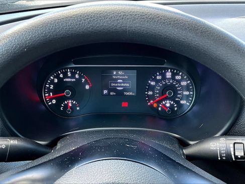 Used 2022 Kia Soul LX FWD image 14