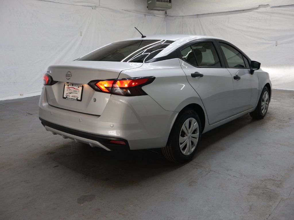 Used 2025 Nissan Versa S FWD image 7