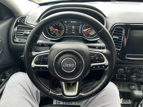 Used 2021 Jeep Compass Limited FWD image 16