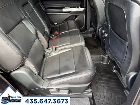 Used 2020 Ford Explorer XLT w/ Equipment Group 202A AWD/4WD image 36