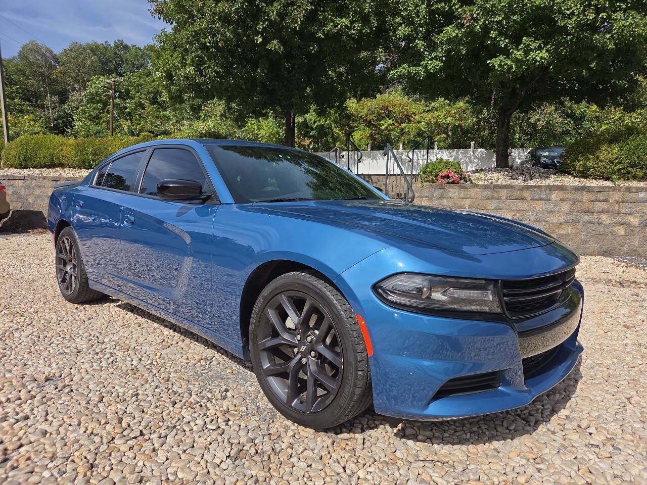 Used 2021 Dodge Charger SXT w/ Blacktop Package RWD image 1
