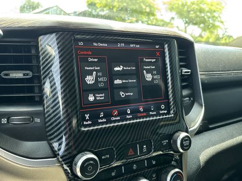 Used 2020 RAM 2500 Laramie AWD/4WD image 13
