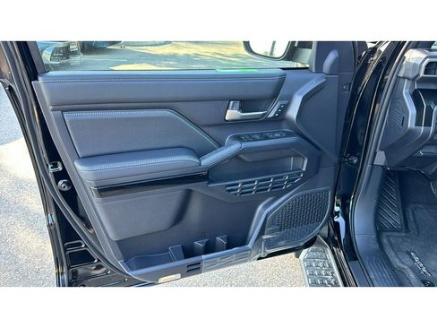 New 2026 Toyota 4Runner Limited AWD/4WD image 73