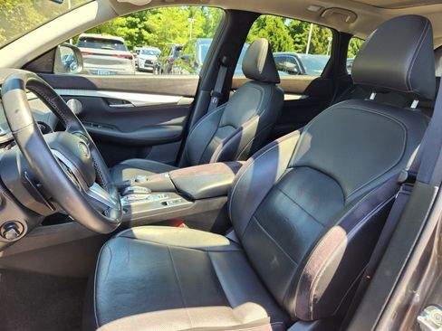 Certified 2023 INFINITI QX50 Sensory w/ Accent Package AWD/4WD image 10