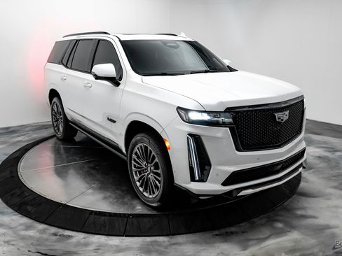 Used 2023 Cadillac Escalade V image 21