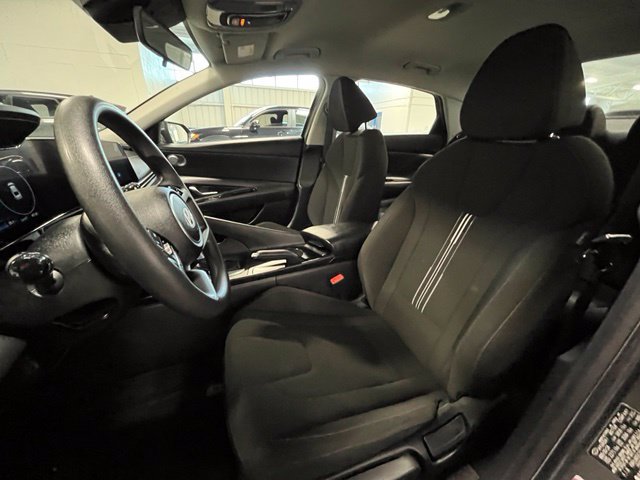 Used 2024 Hyundai Elantra SEL FWD image 21