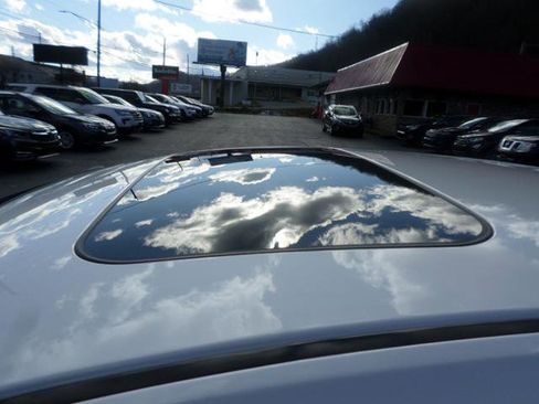 Used 2021 MAZDA MAZDA3 AWD 2.5 Turbo Hatchback image 14