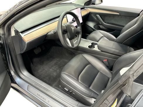 Certified 2023 Tesla Model 3 Standard Range RWD image 9