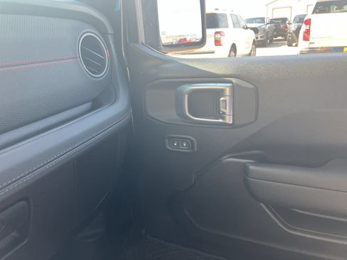 Used 2026 Jeep Gladiator Rubicon AWD/4WD image 15
