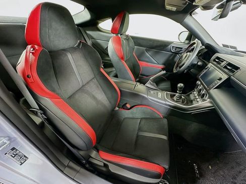 Used 2025 Subaru BRZ Limited image 25