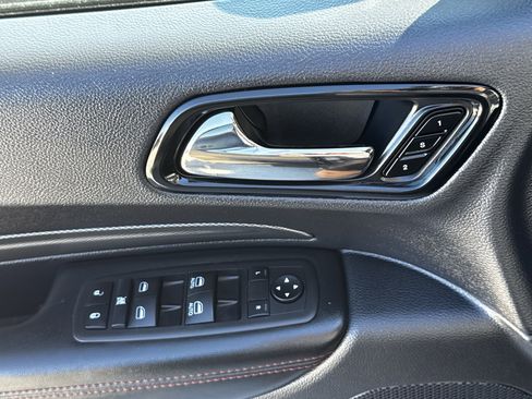 Used 2025 Dodge Durango GT image 28