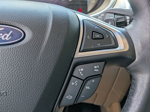 Used 2020 Ford Edge Titanium w/ Equipment Group 301A AWD/4WD image 26