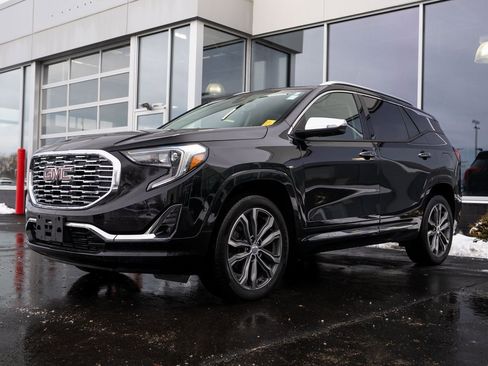 Used 2019 GMC Terrain Denali image 3